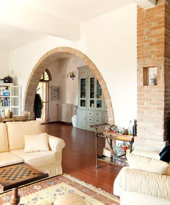 Stunning Country House Overlooking Tuscany Hills Lorenzana エクステリア 写真