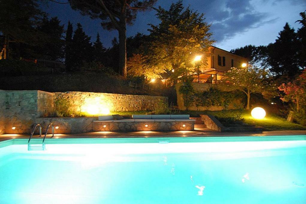 Stunning Country House Overlooking Tuscany Hills Lorenzana エクステリア 写真