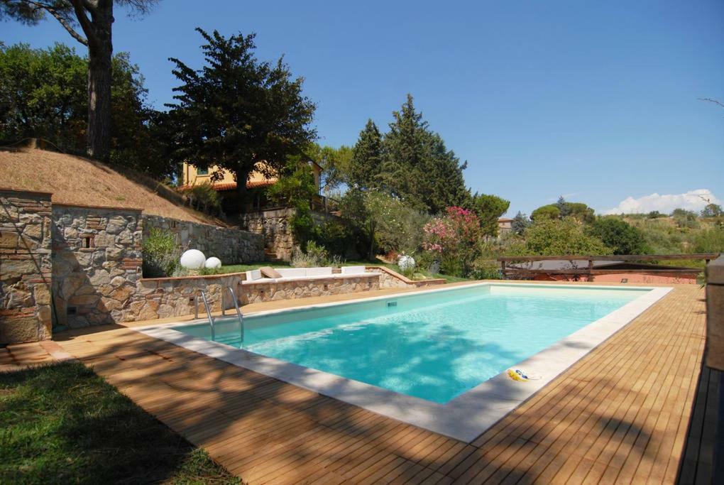Stunning Country House Overlooking Tuscany Hills Lorenzana エクステリア 写真