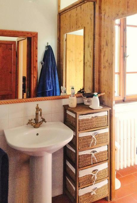 Stunning Country House Overlooking Tuscany Hills Lorenzana エクステリア 写真